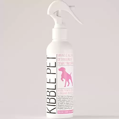 Professional Pet Detangling Spray with Warm Vanilla Amber Scent, Hypoallergenic & Safe for Sensitive Skin, Made in USA